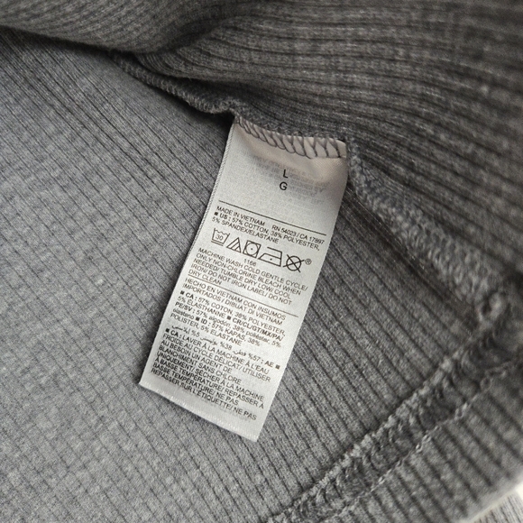 Grey L/S Ribbed Top Size Large - Picture 4 of 4